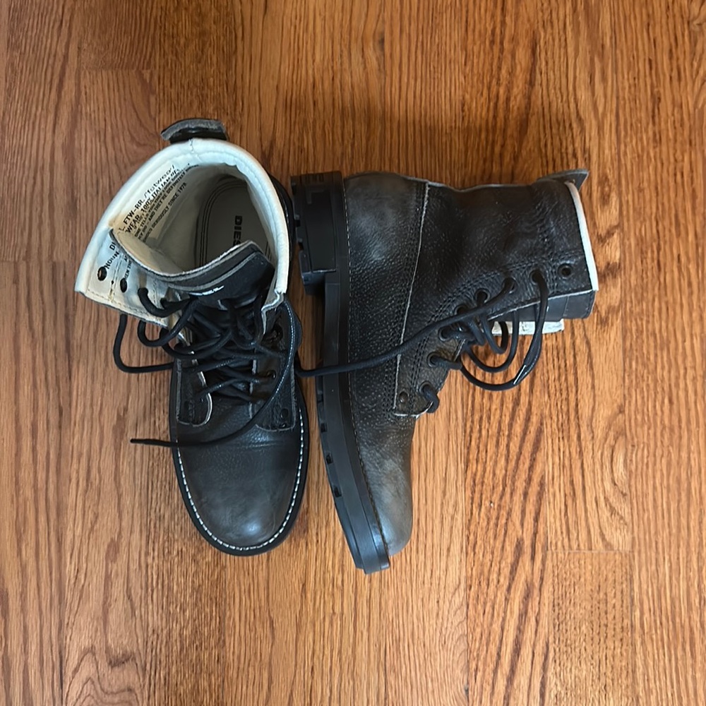 Great boots, brand new